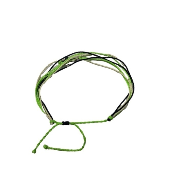 Cross bracelet - Picture 3 of 3